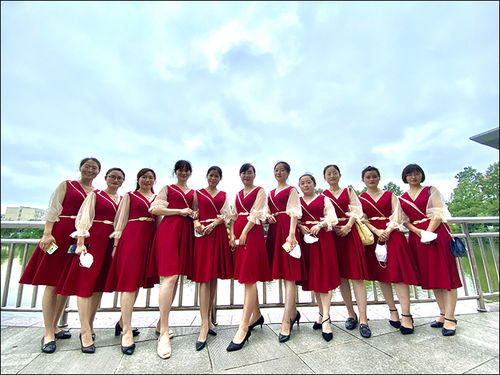 辅导员毕业典礼礼仪服务 温情送别毕业学子