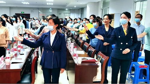 东方礼仪研究院为防城区人民医院带来 服务礼仪及医患沟通 培训